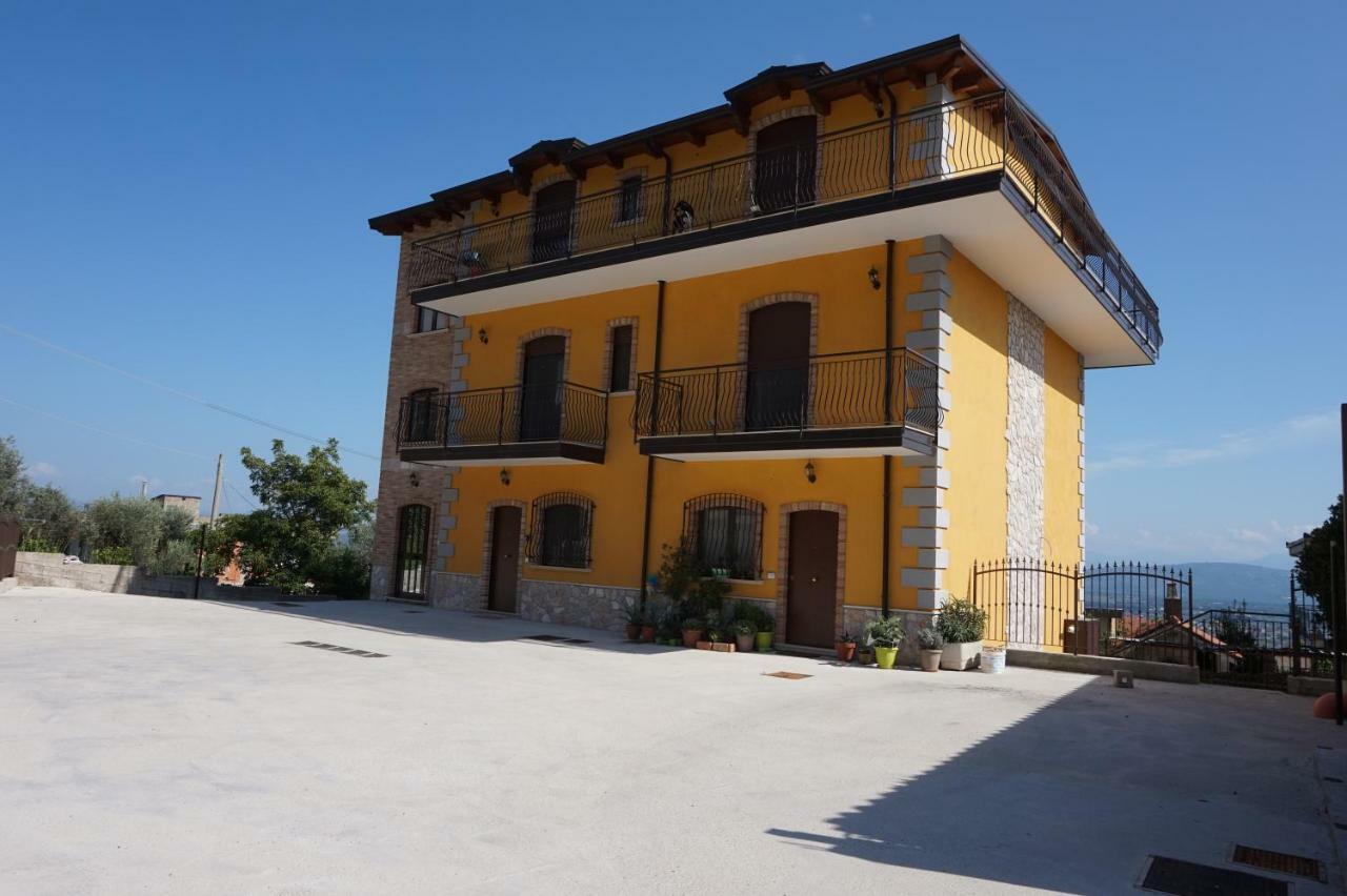 A Casa Di Laura B&B Apartments Campagna Exterior photo